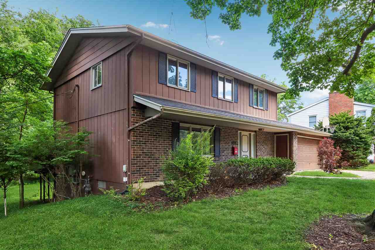 131 S Mount Vernon Dr
