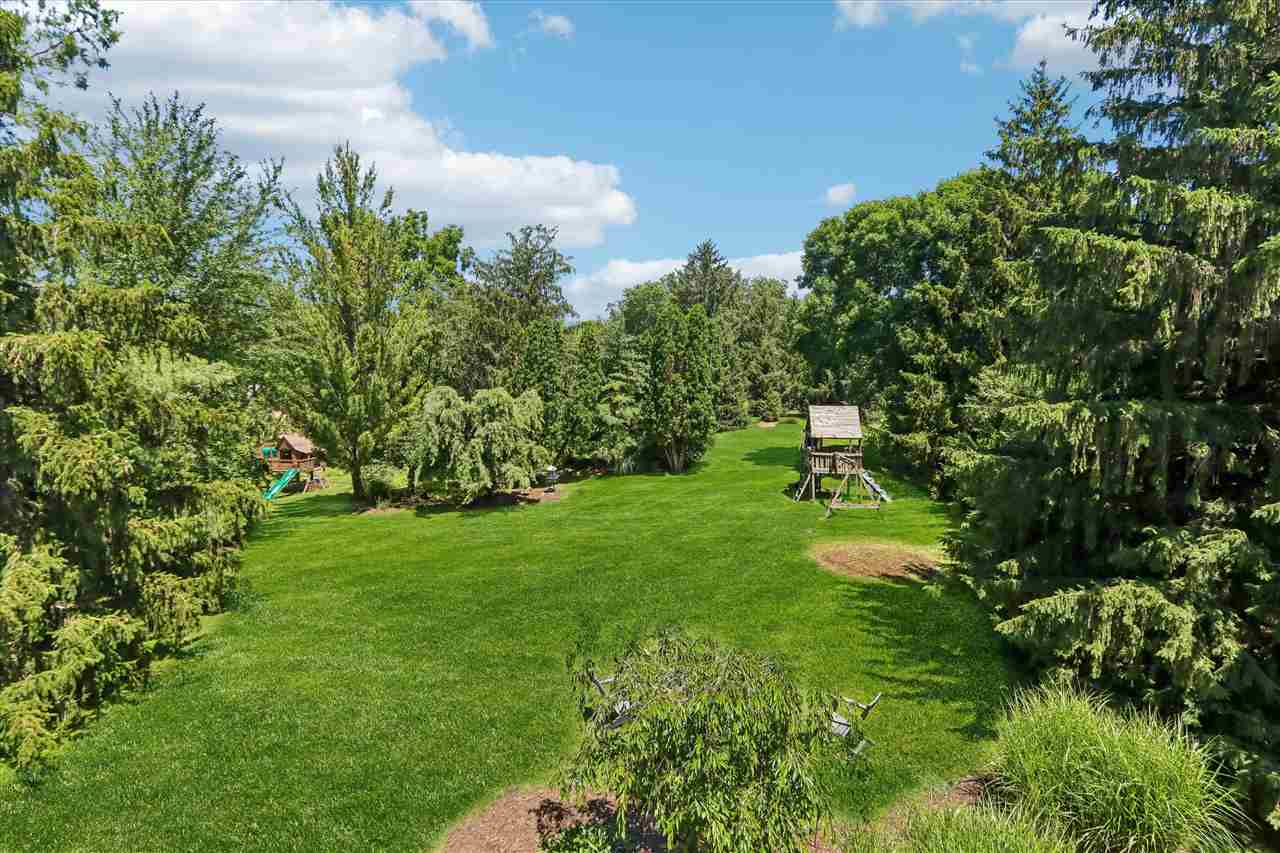 19 Cherry Ln NE