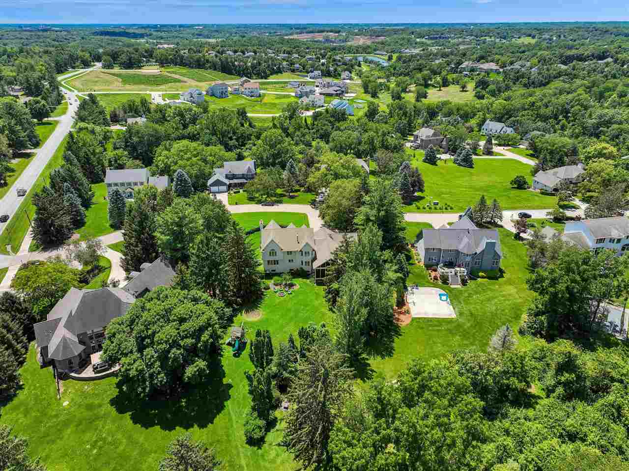 19 Cherry Ln NE