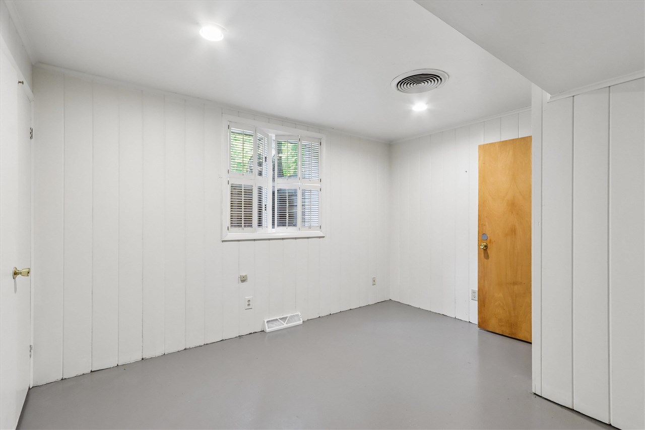 300 Kimball Rd
