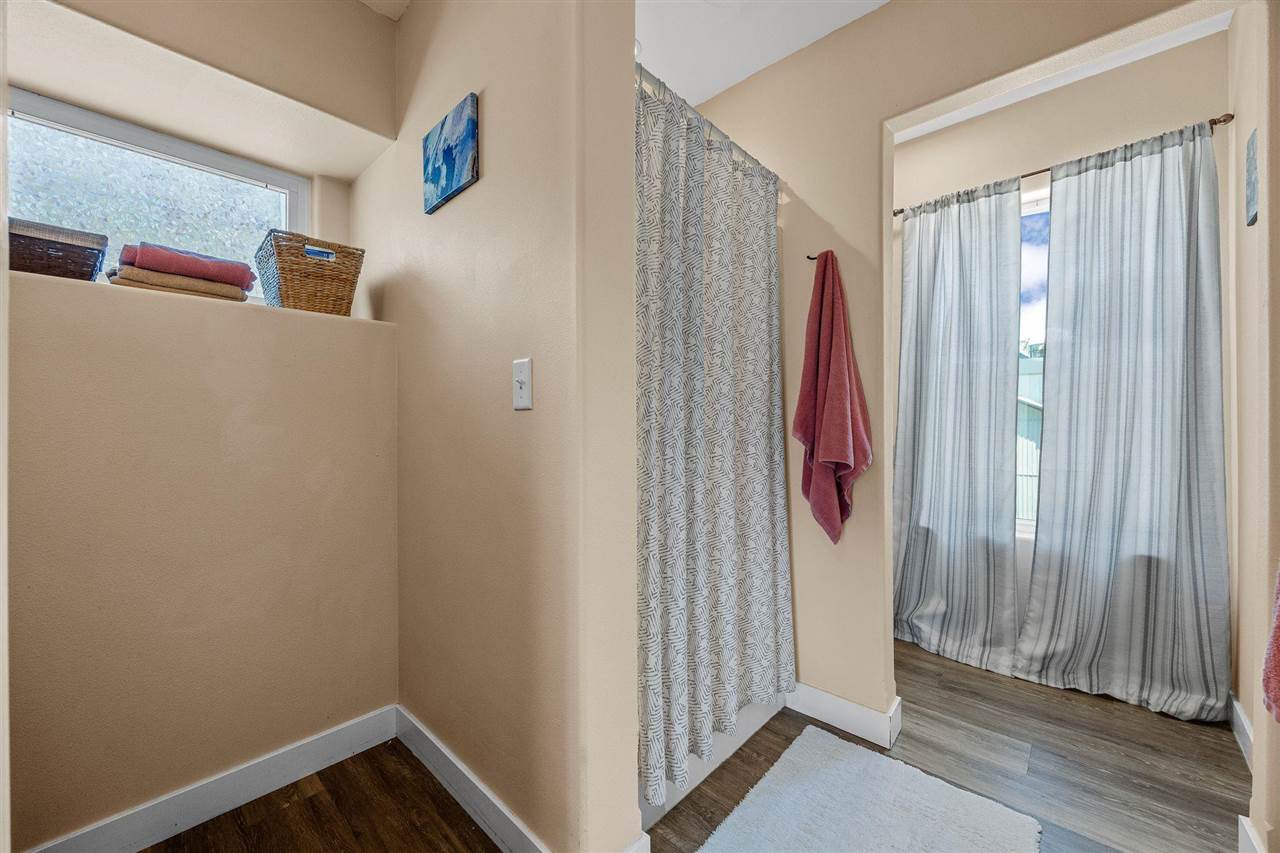 3263 Rohret Rd
