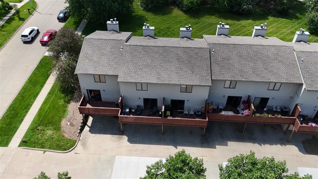 904 West Side Dr
