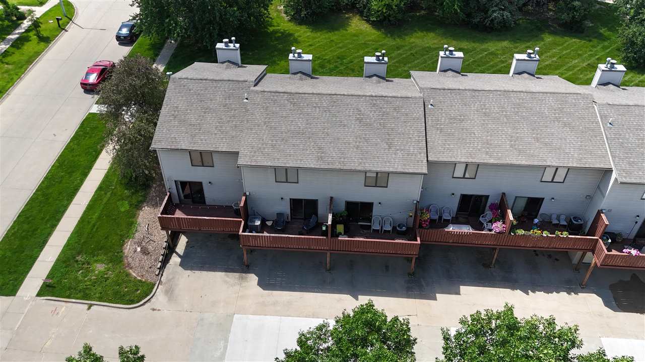 904 West Side Dr