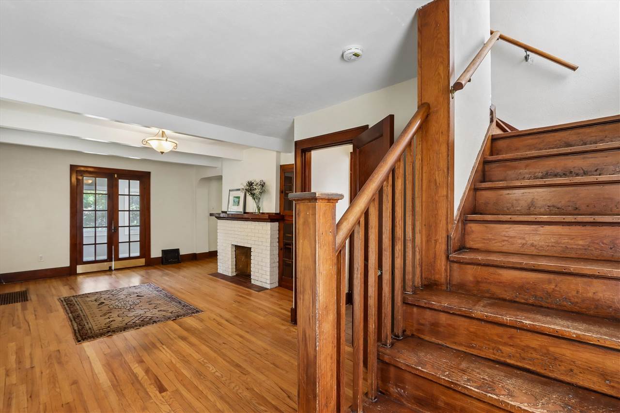 1323 Kirkwood Ave