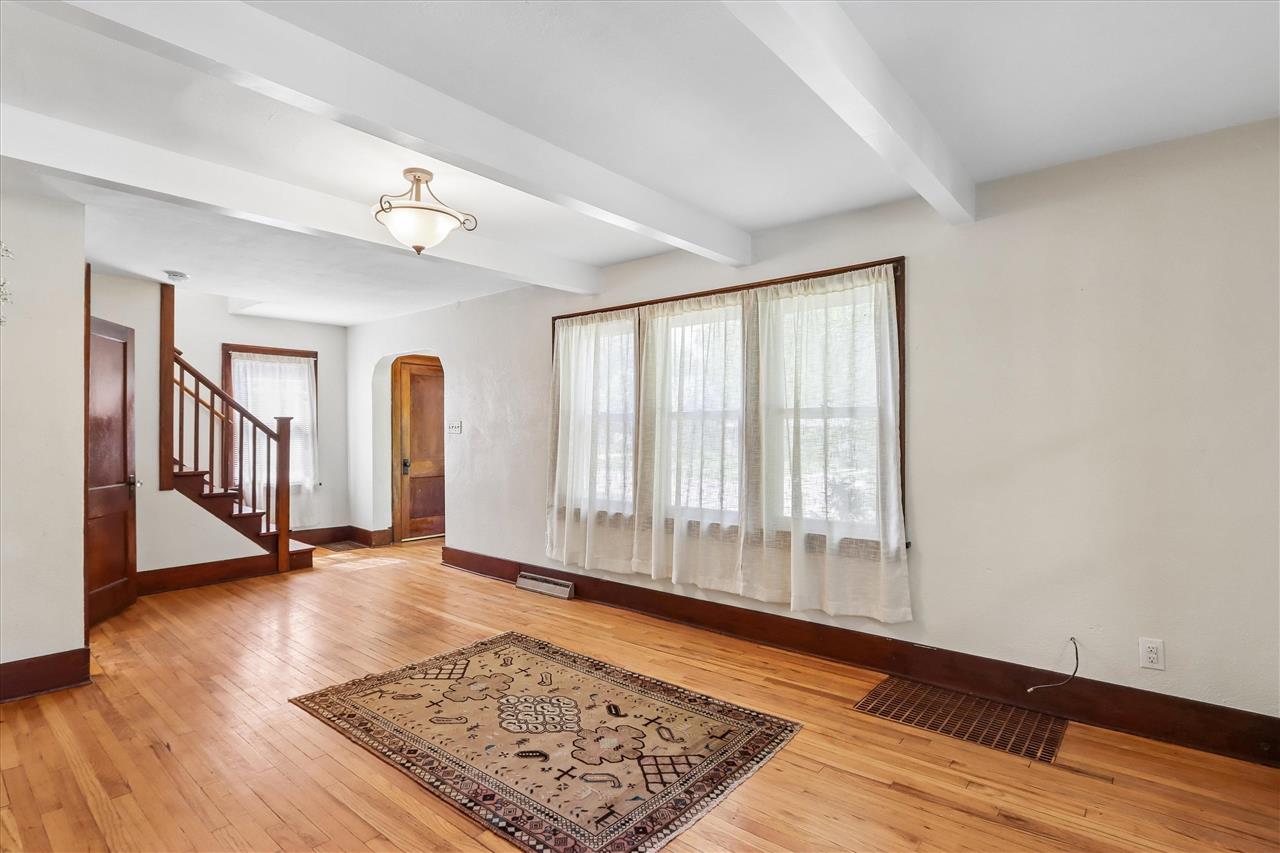 1323 Kirkwood Ave