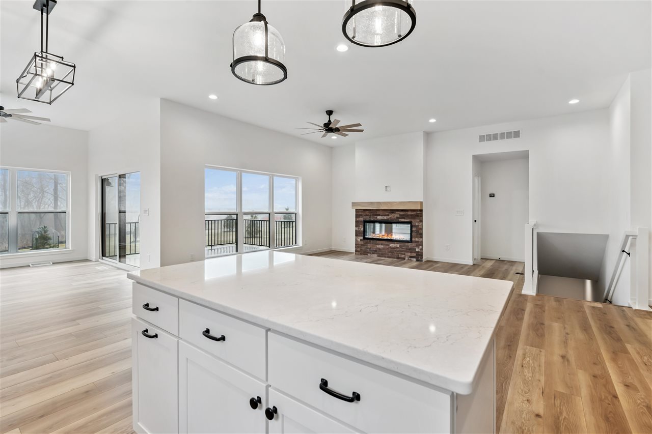 642 Maclan Ct