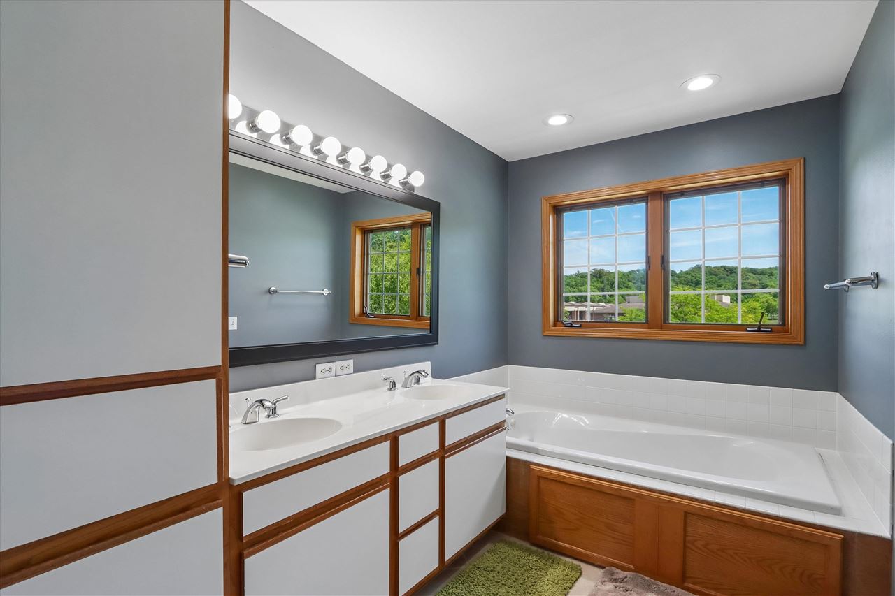 42 Pentire Cir