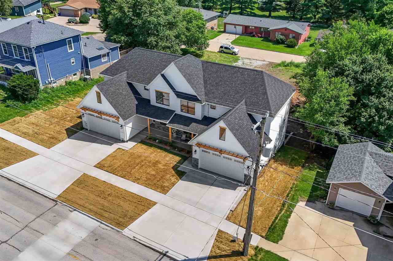 216 W Main St