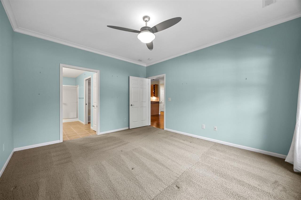 852 Foster Rd