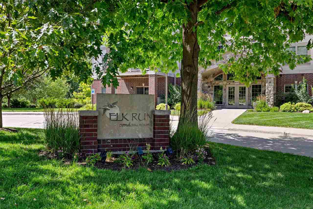 852 Foster Rd