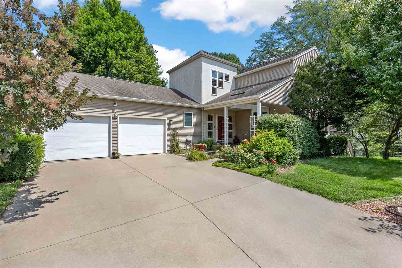 1902 Woodberry Ct