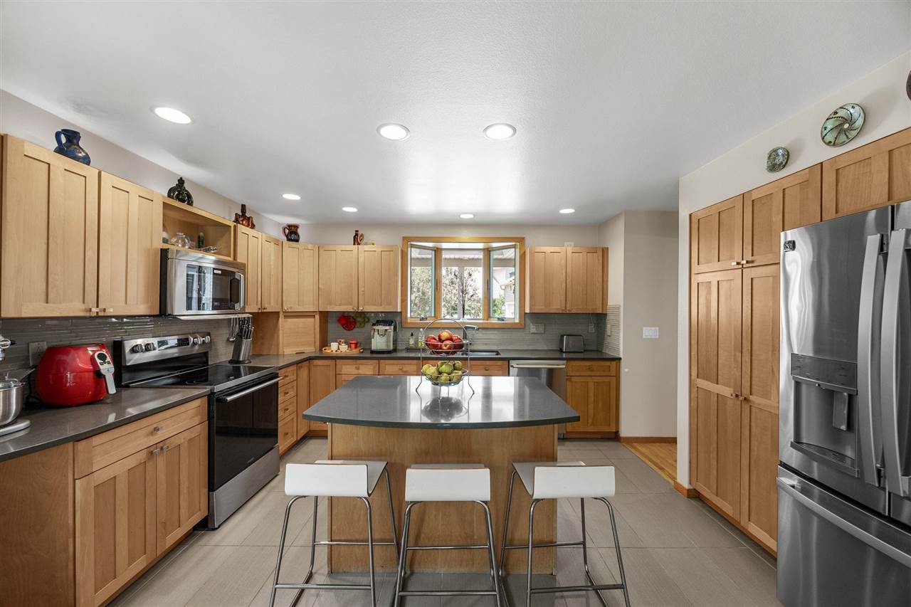 1902 Woodberry Ct