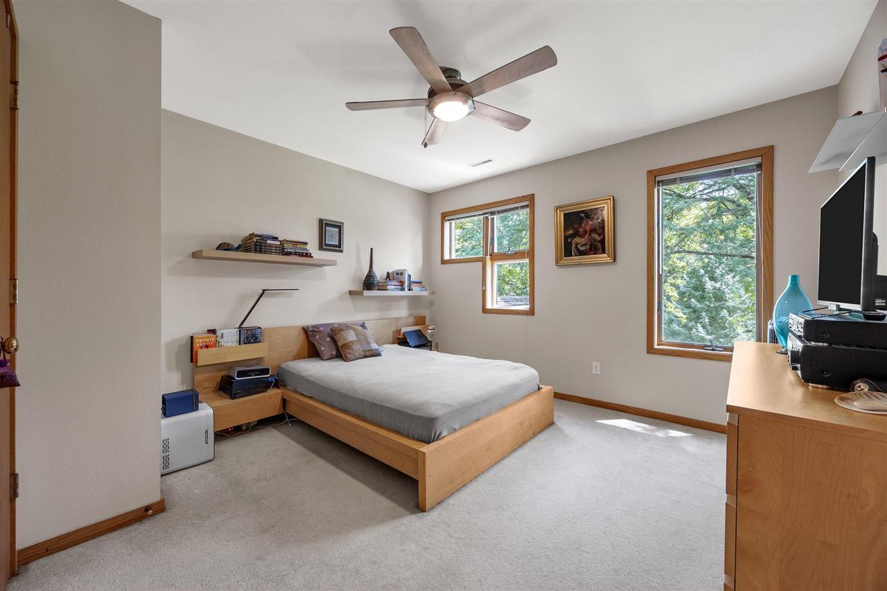 1902 Woodberry Ct