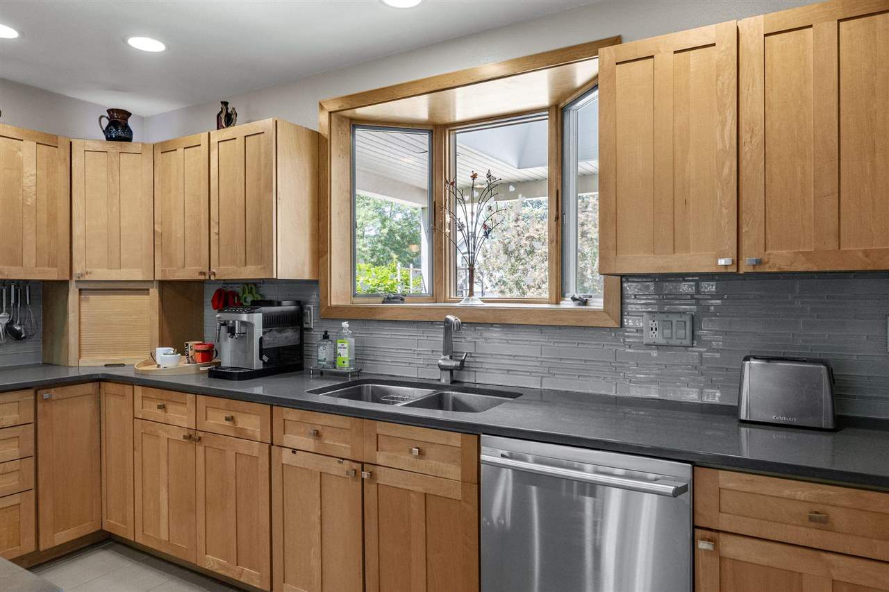 1902 Woodberry Ct