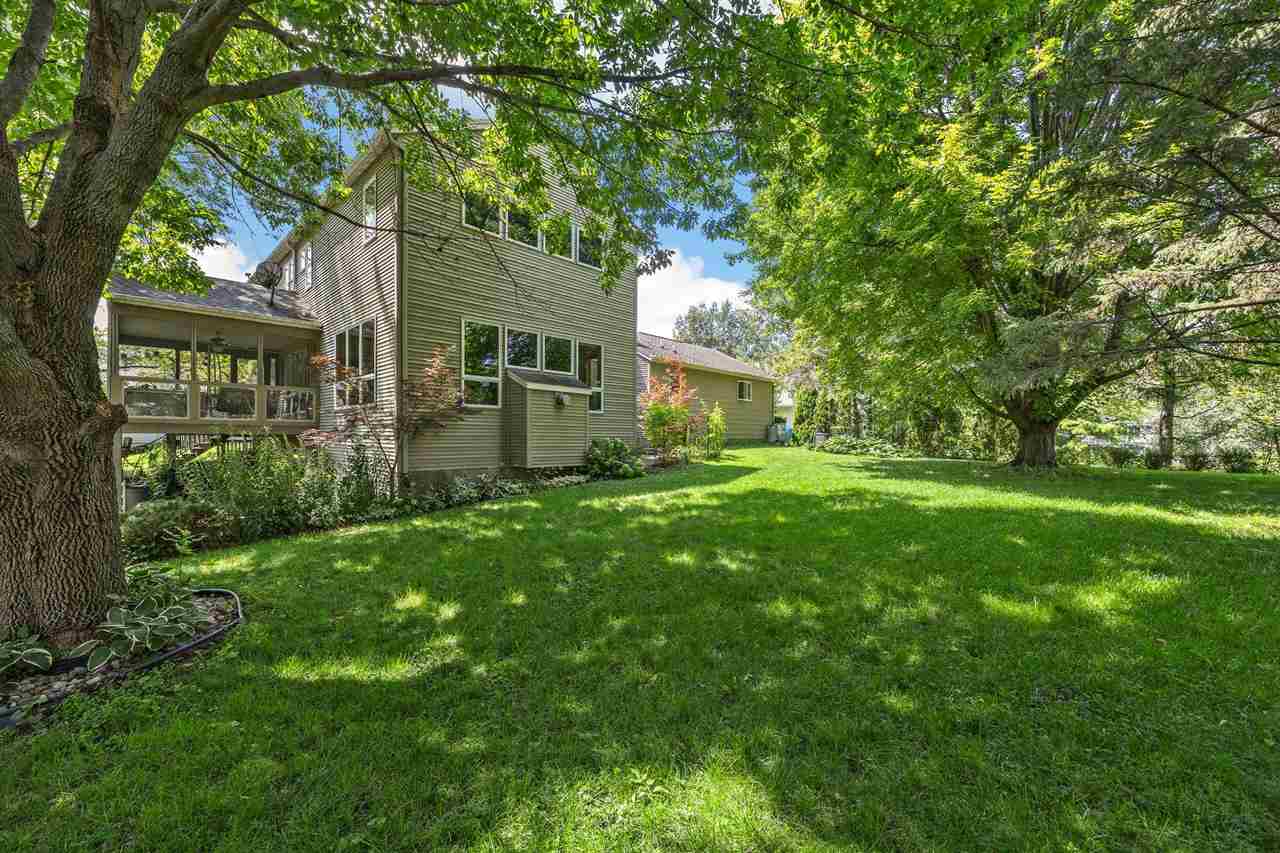 1902 Woodberry Ct
