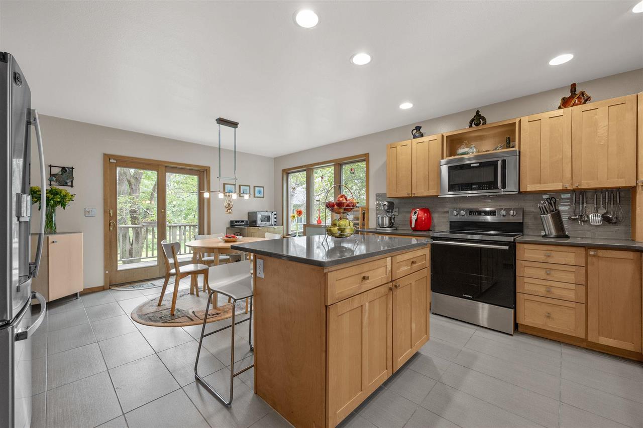 1902 Woodberry Ct