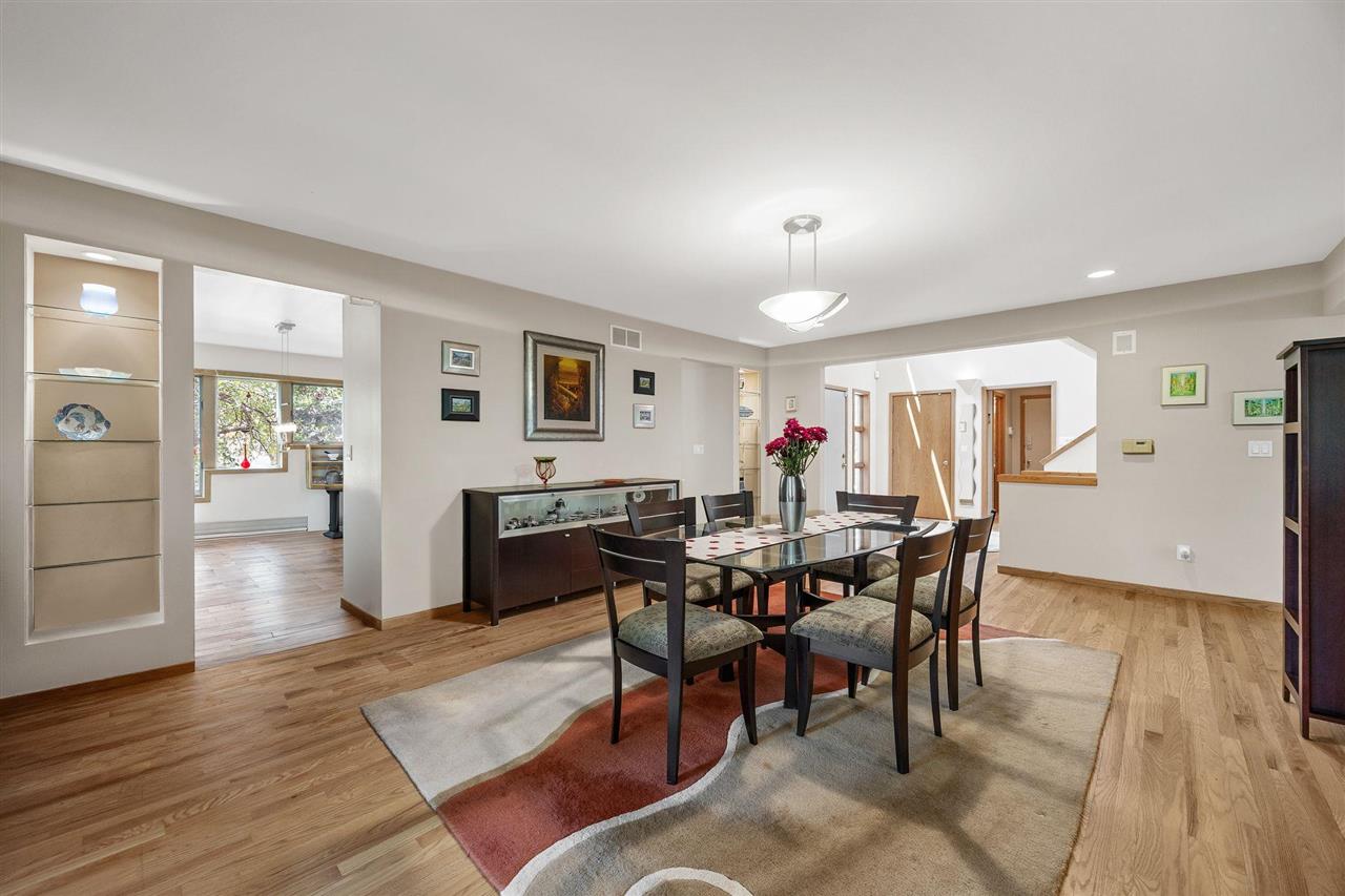 1902 Woodberry Ct