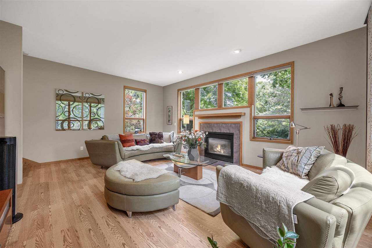 1902 Woodberry Ct