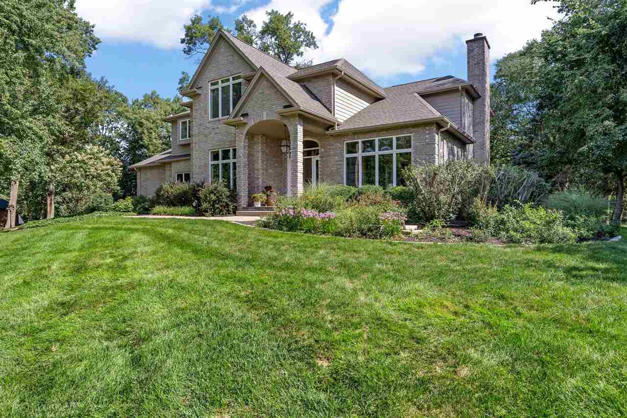 3004 Forest Gate Cir NE