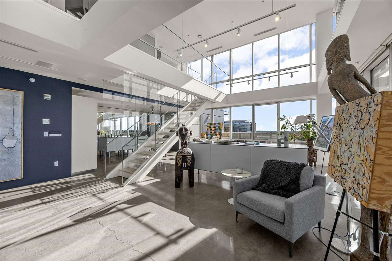 221 E College St Unit: Nos. 1301 +1302