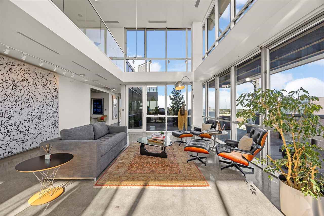 221 E College St Unit: Nos. 1301 +1302