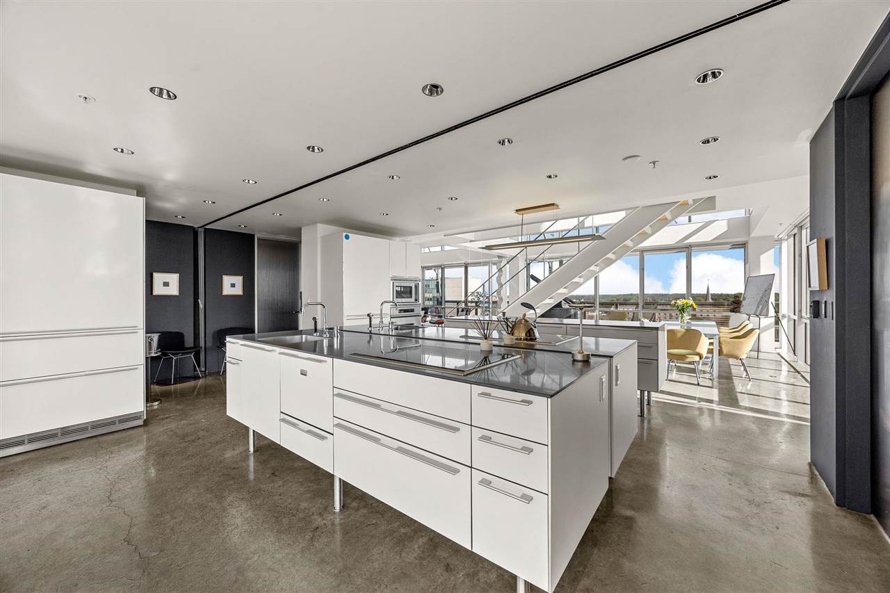 221 E College St Unit: Nos. 1301 +1302