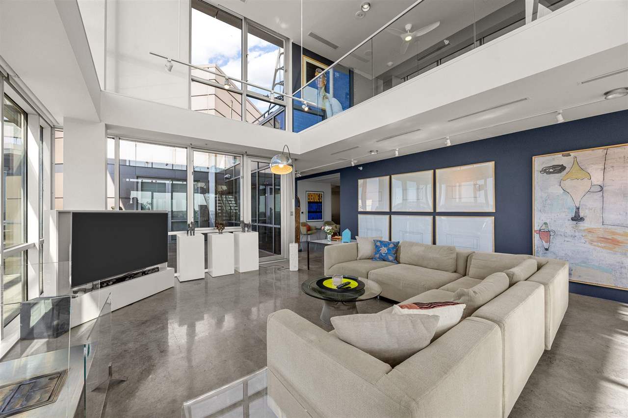 221 E College St Unit: Nos. 1301 +1302
