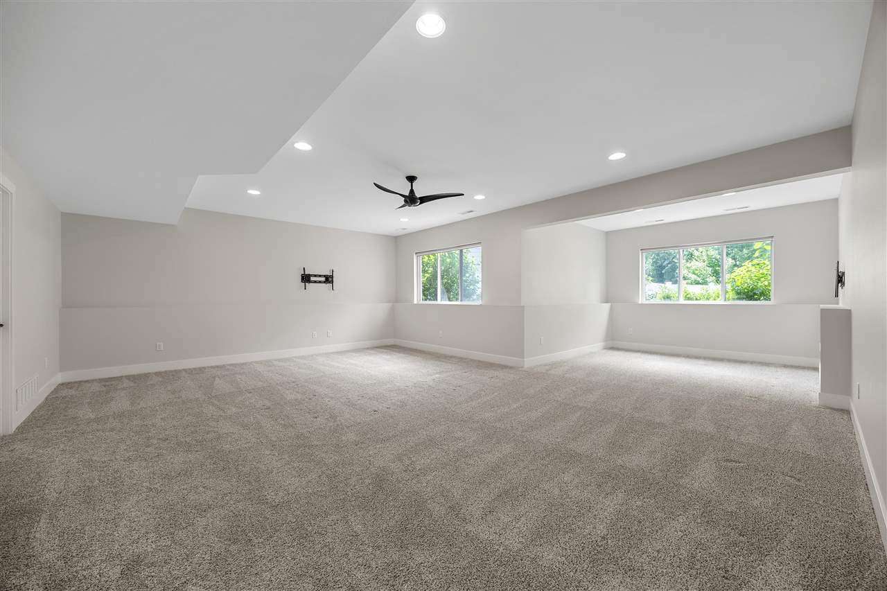 1326 High Country Road