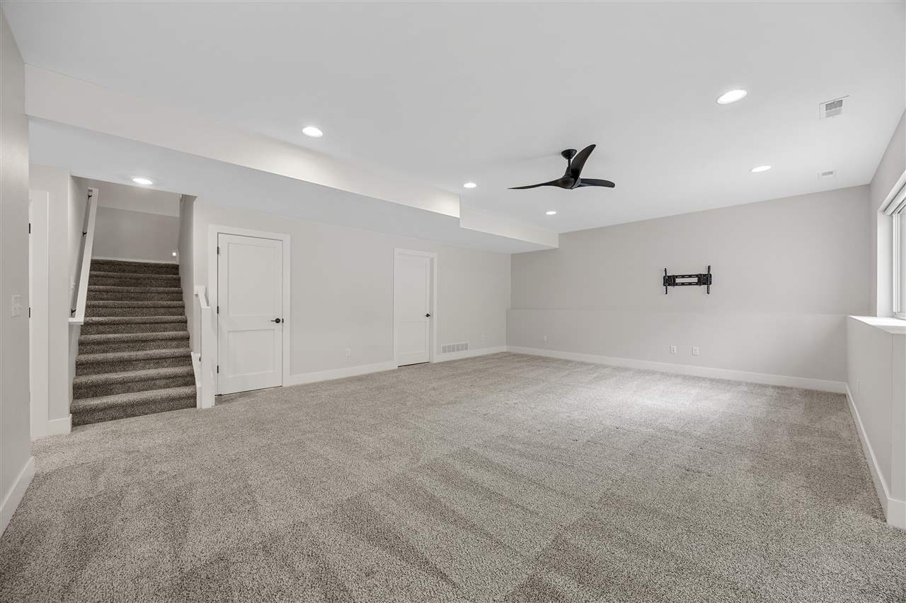 1326 High Country Road