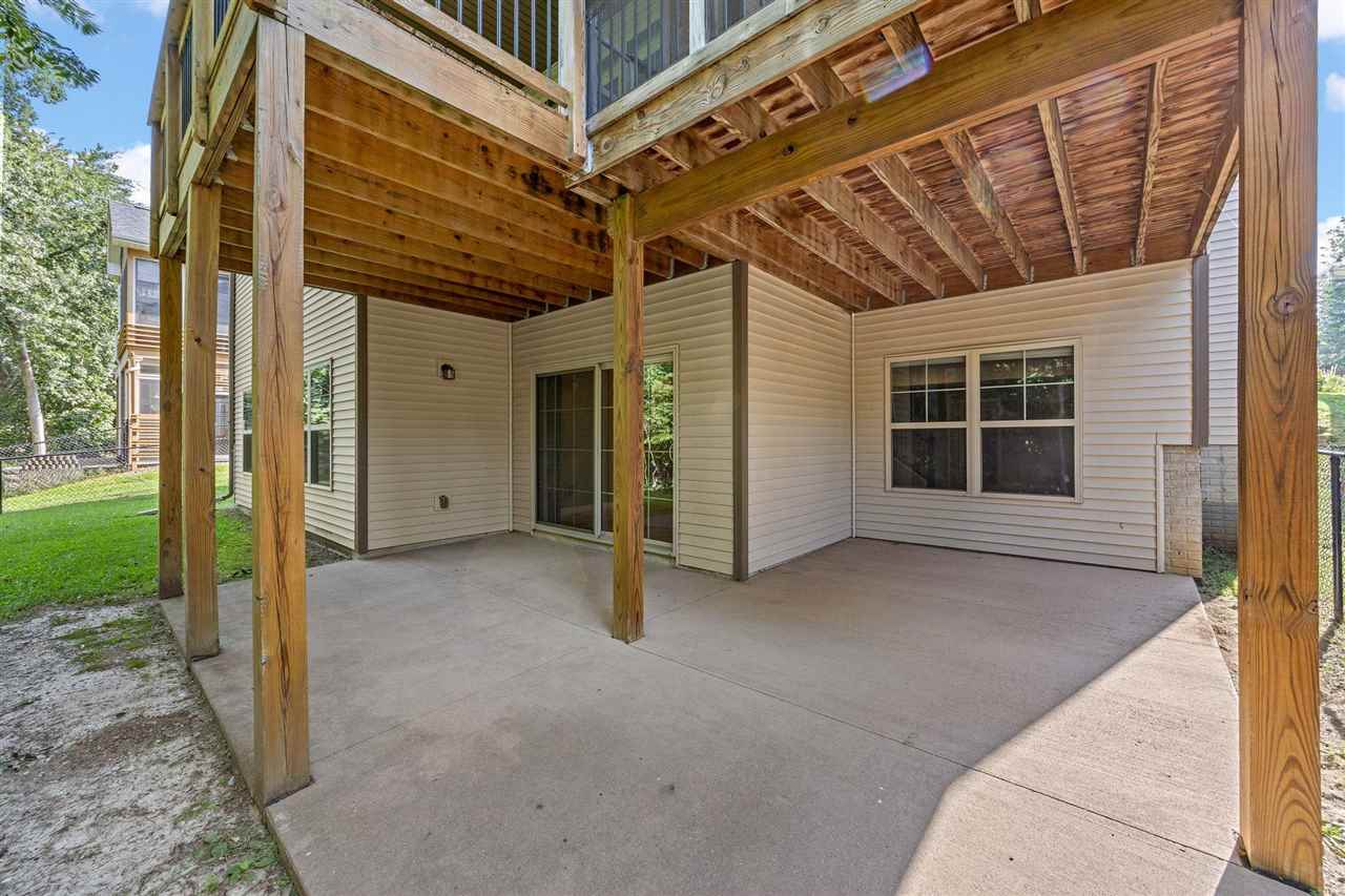 856 Sugar Loaf Circle