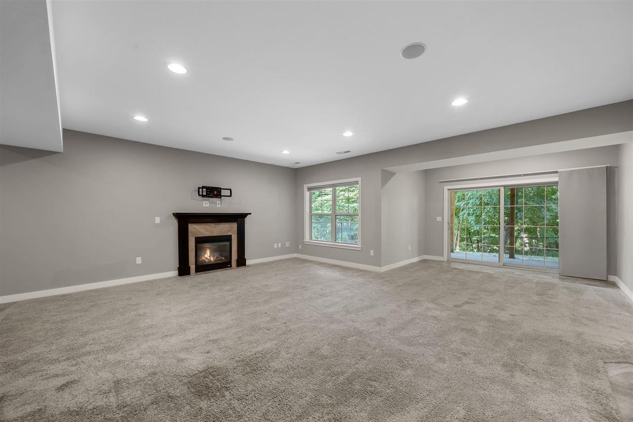 856 Sugar Loaf Circle