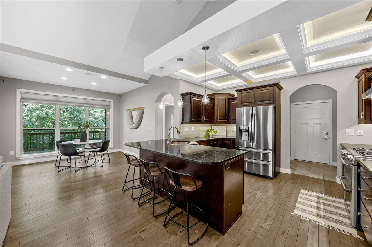 856 Sugar Loaf Circle