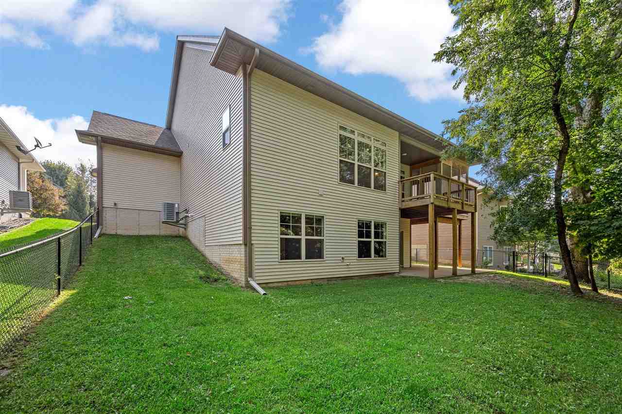 856 Sugar Loaf Circle