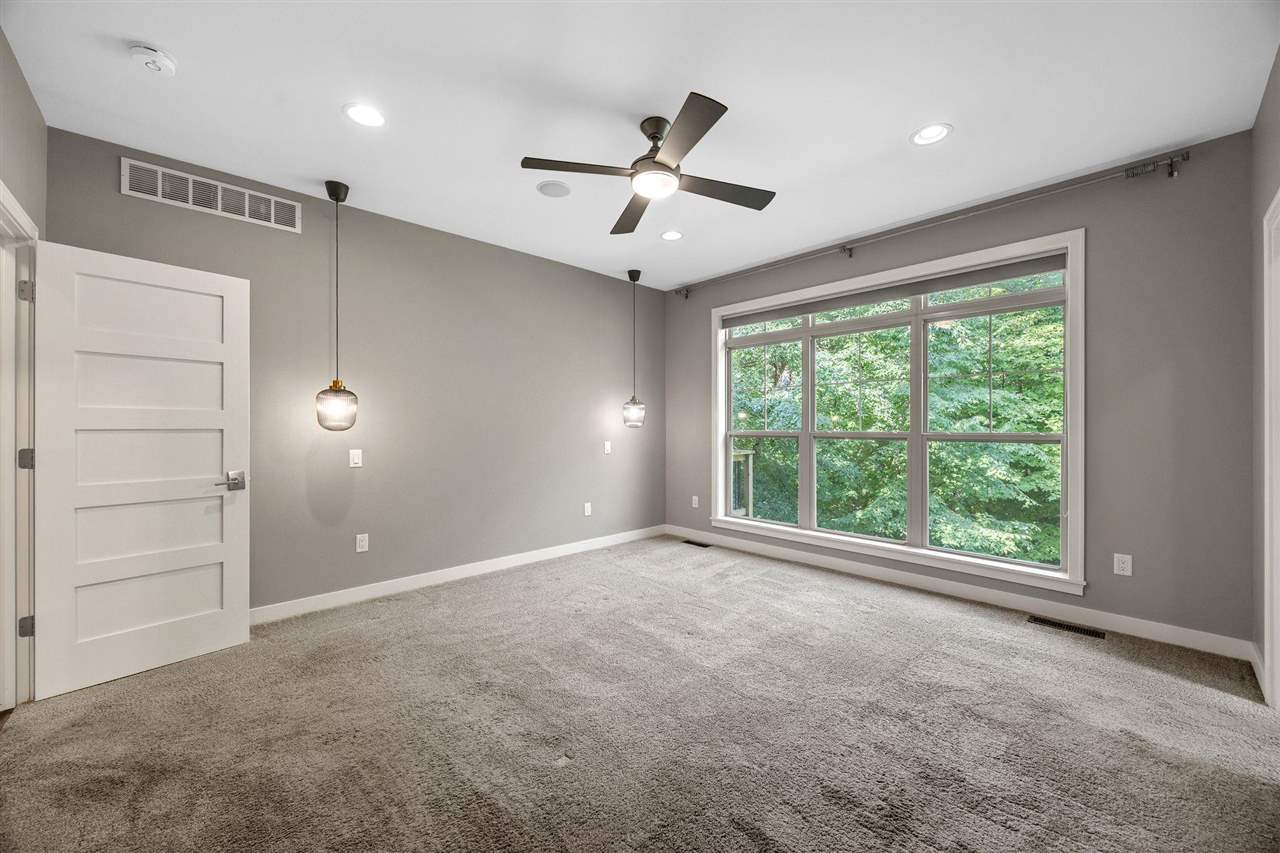 856 Sugar Loaf Circle