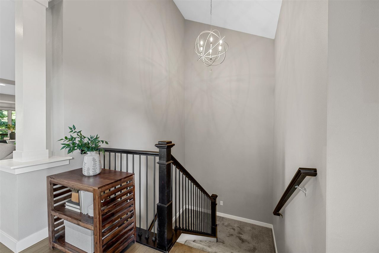 856 Sugar Loaf Circle