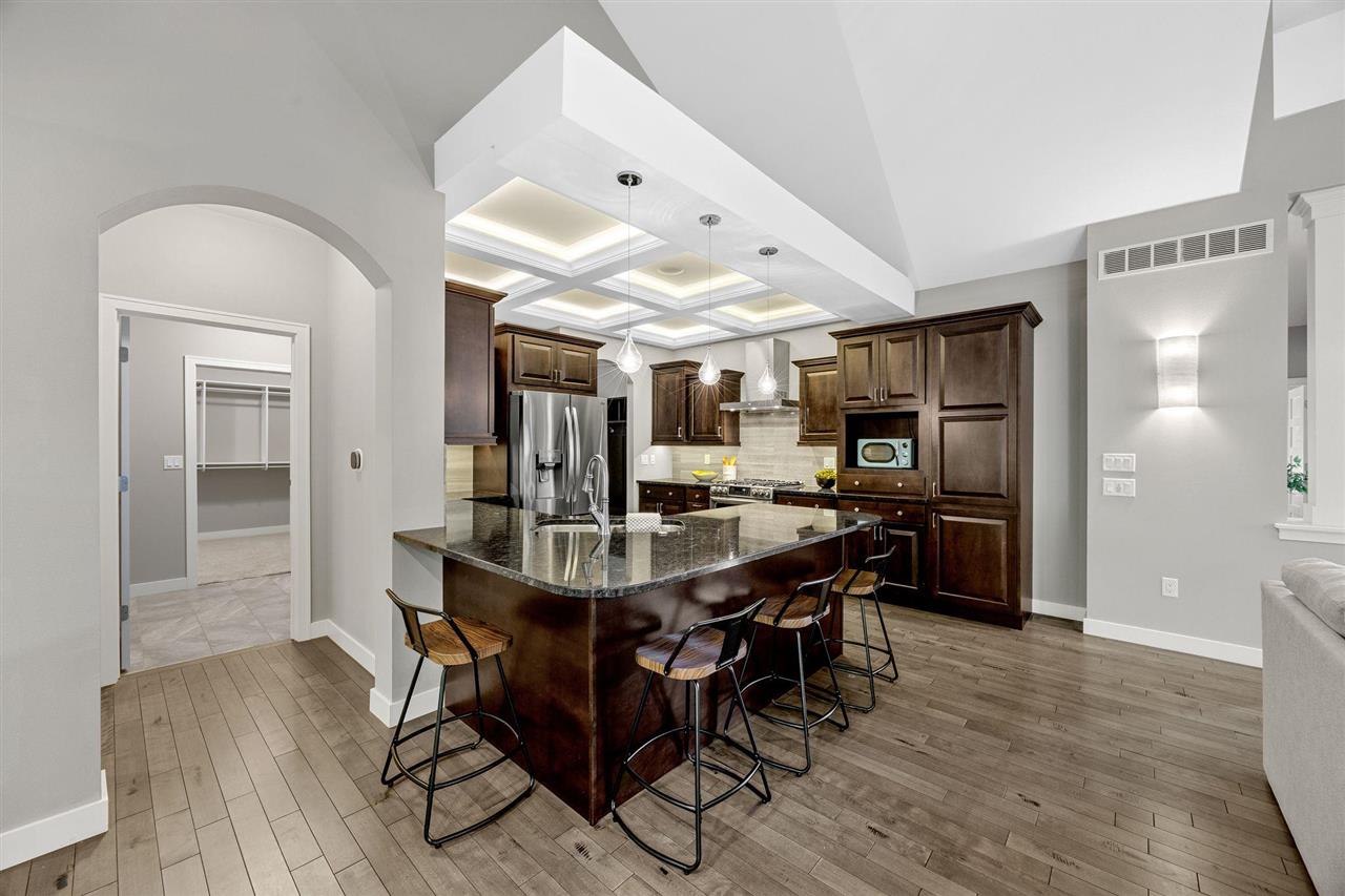 856 Sugar Loaf Circle