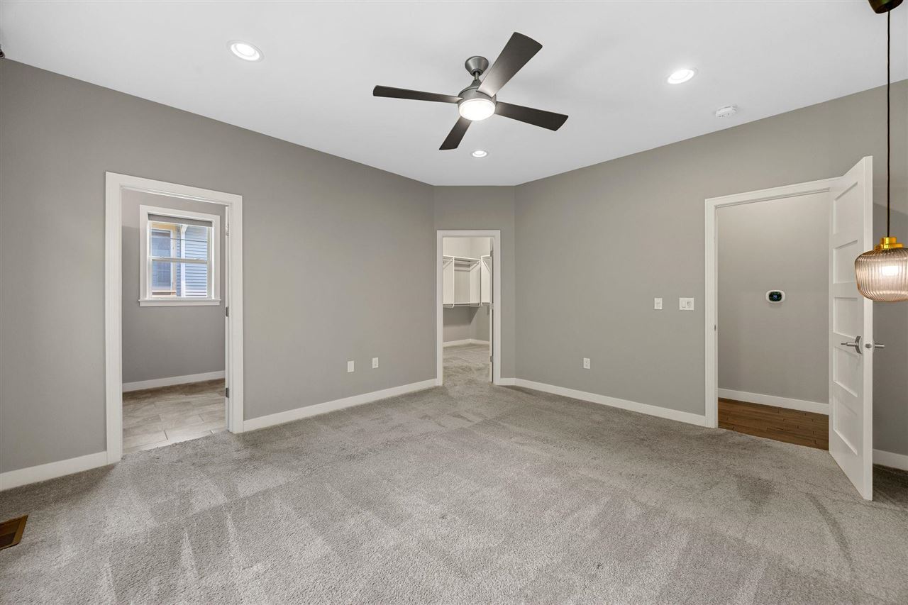 856 Sugar Loaf Circle