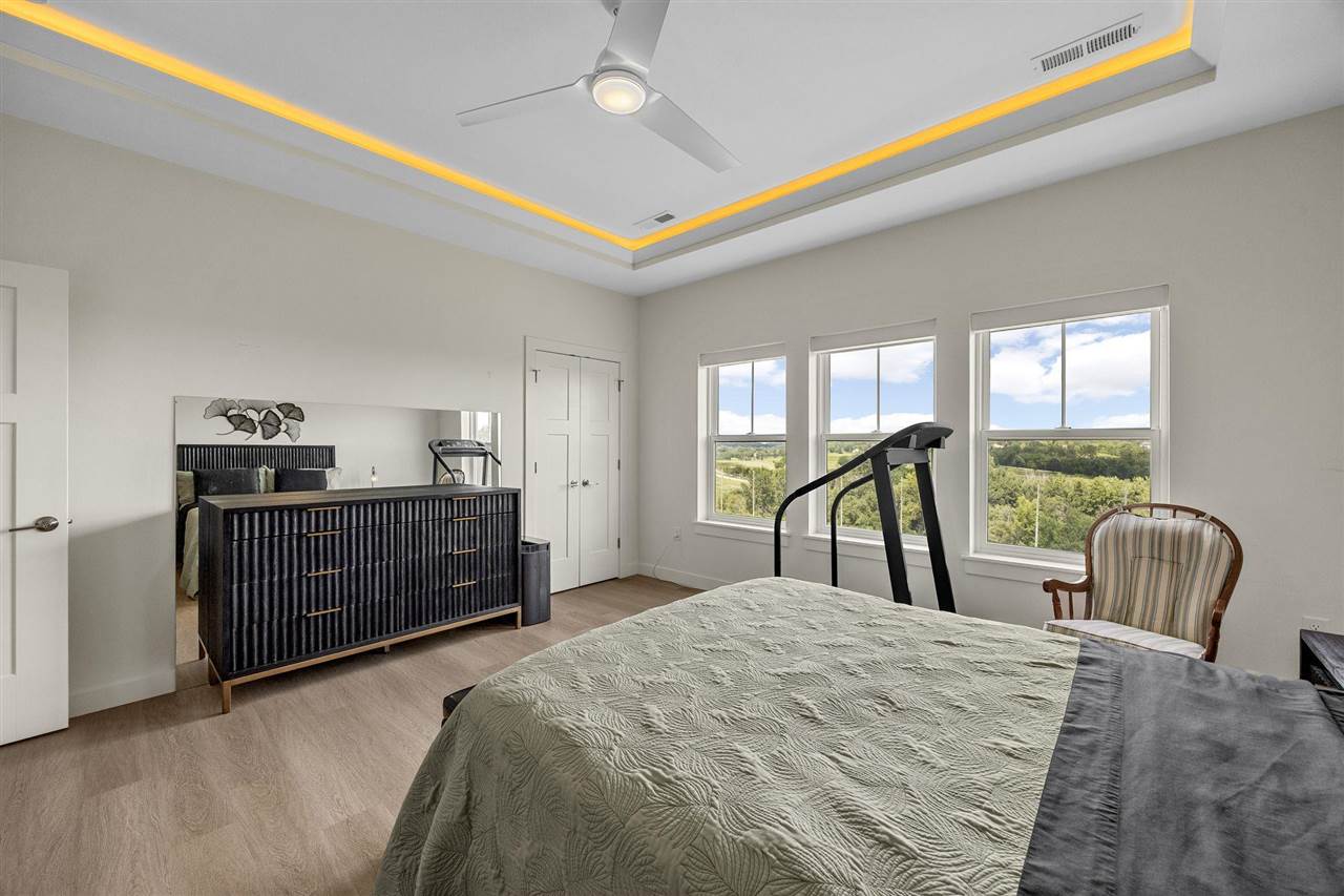 1920 Country Club Drive Unit: 306