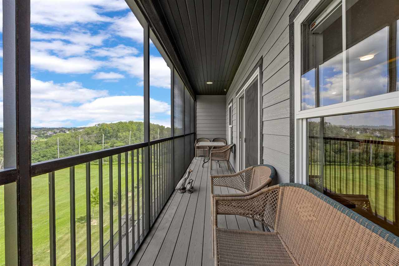 1920 Country Club Drive Unit: 306