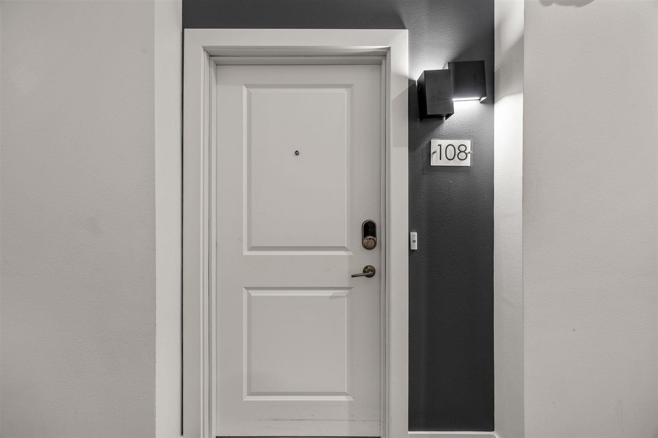 1920 Country Club Drive Unit: 108
