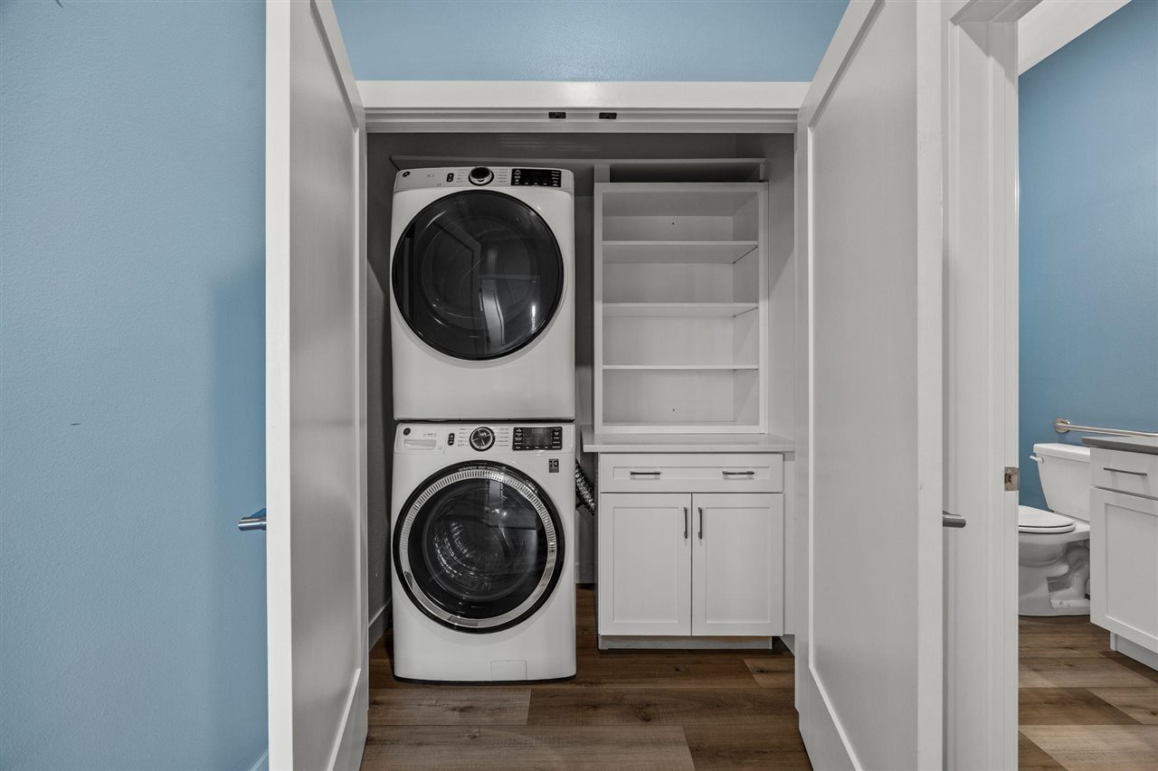 1920 Country Club Drive Unit: 108