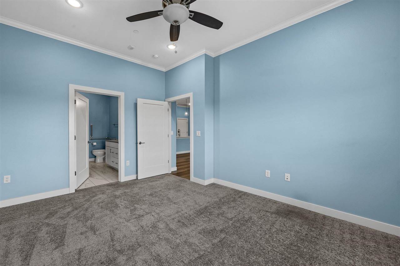 1920 Country Club Drive Unit: 108