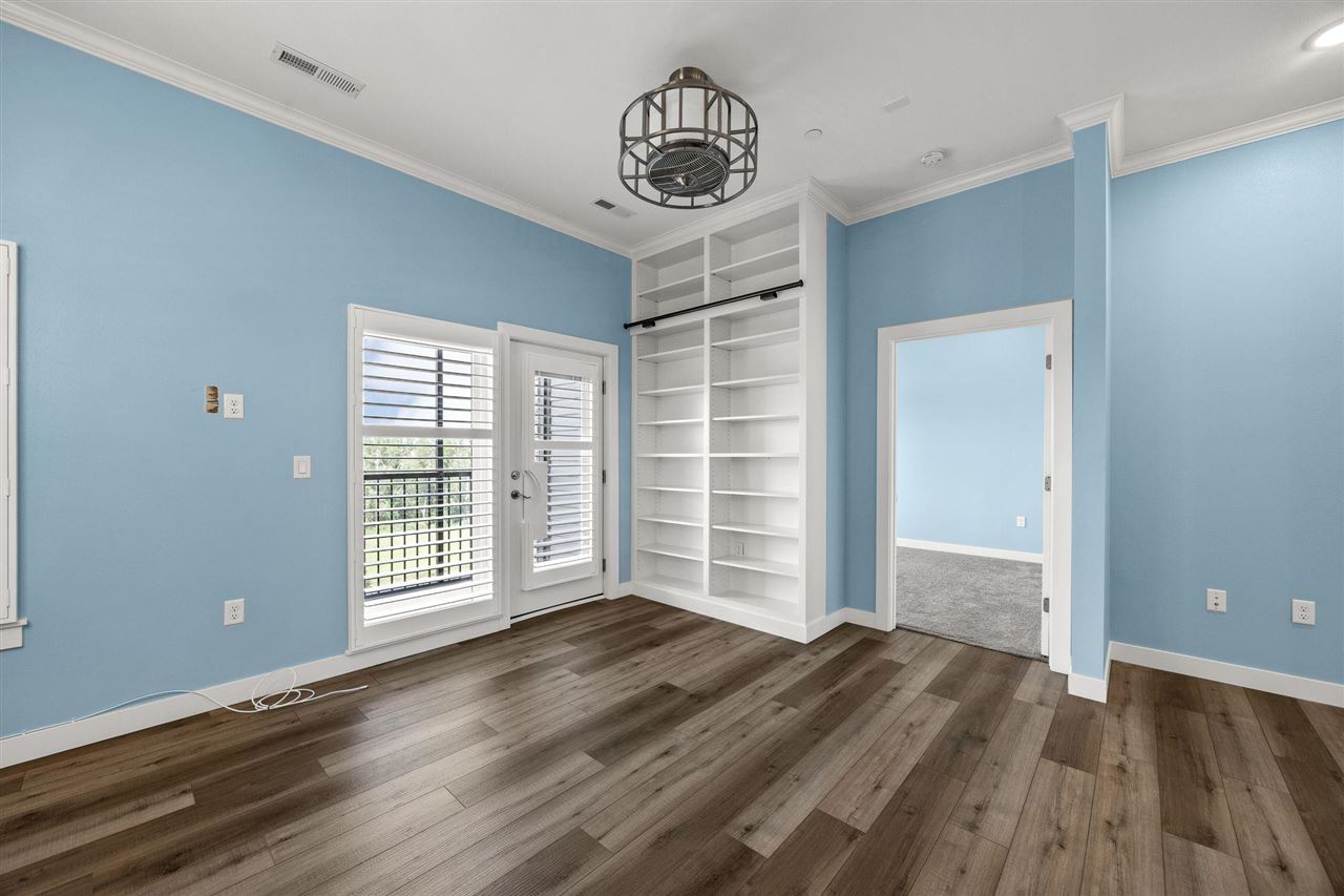 1920 Country Club Drive Unit: 108