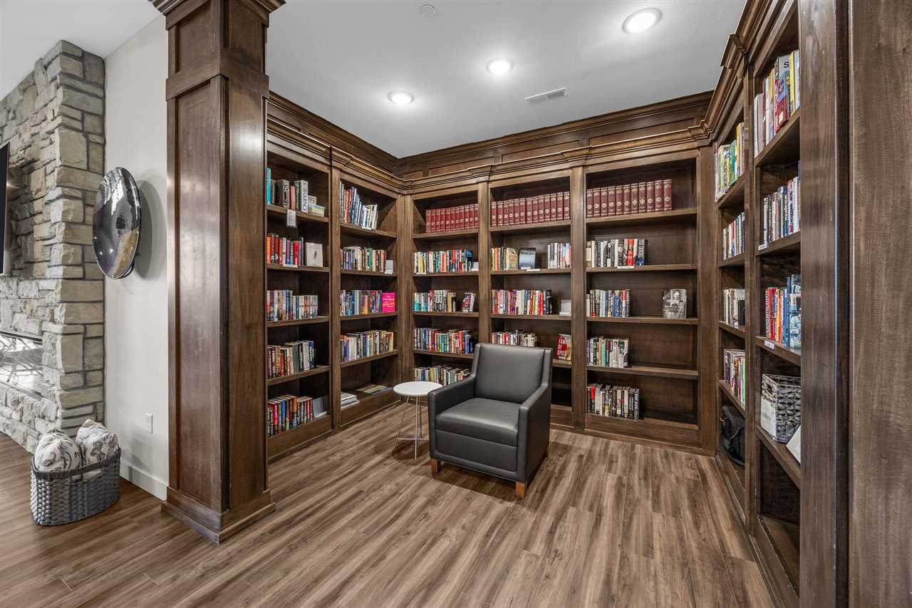 1920 Country Club Drive Unit: 108