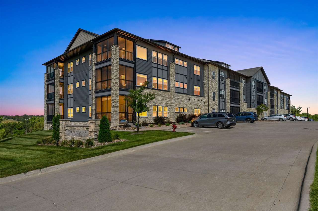 1920 Country Club Drive Unit: 108
