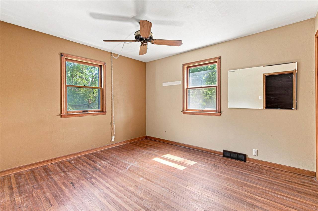 710 Kimball Ave