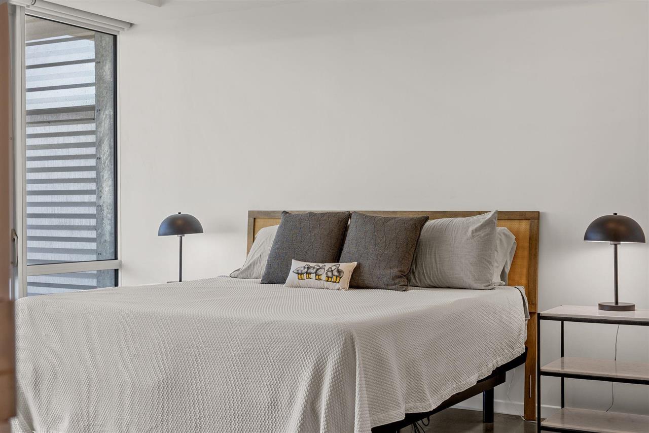 404 E College St Unit: No. 1101 + 1102