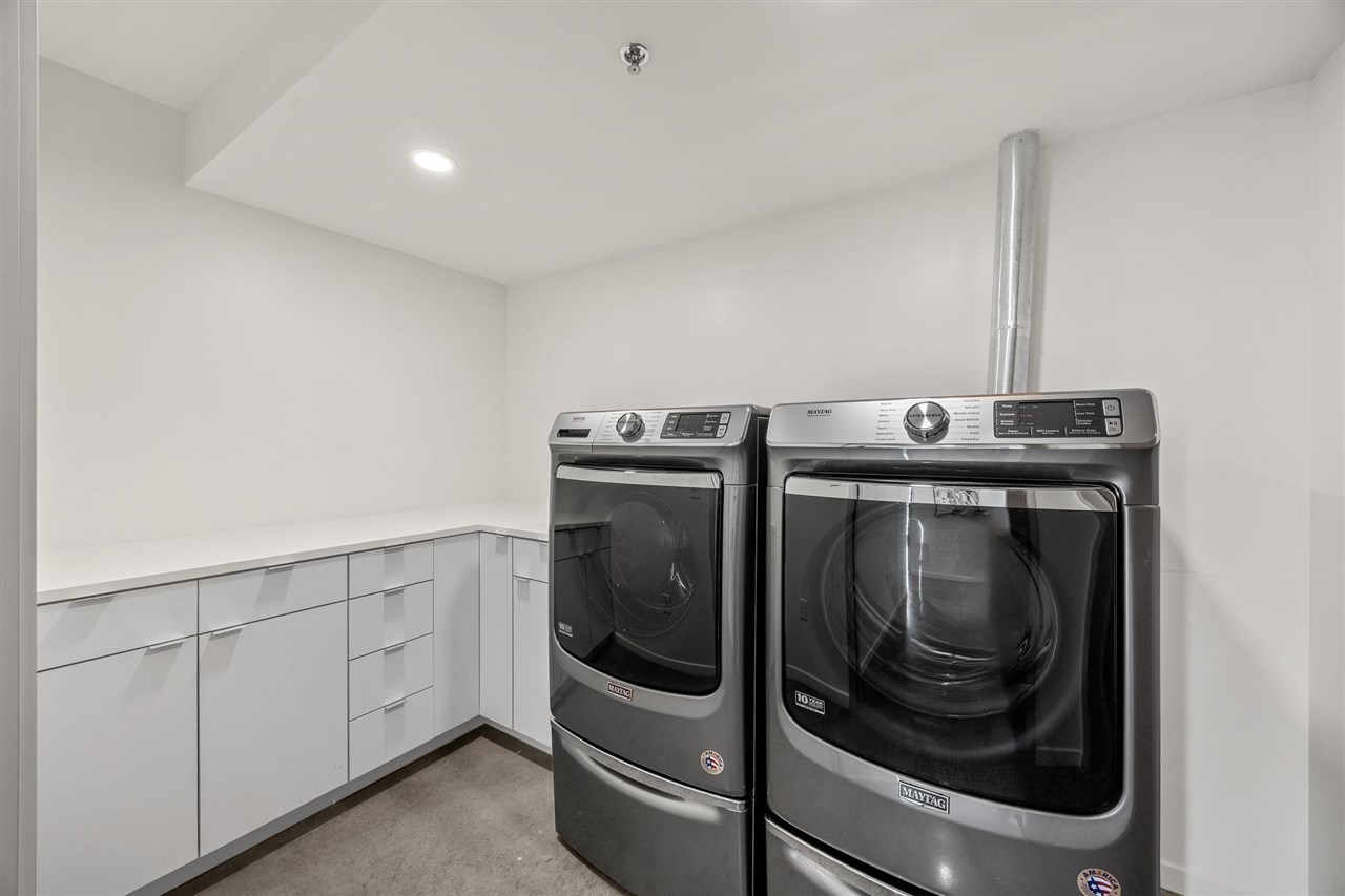 404 E College St Unit: No. 1101 + 1102