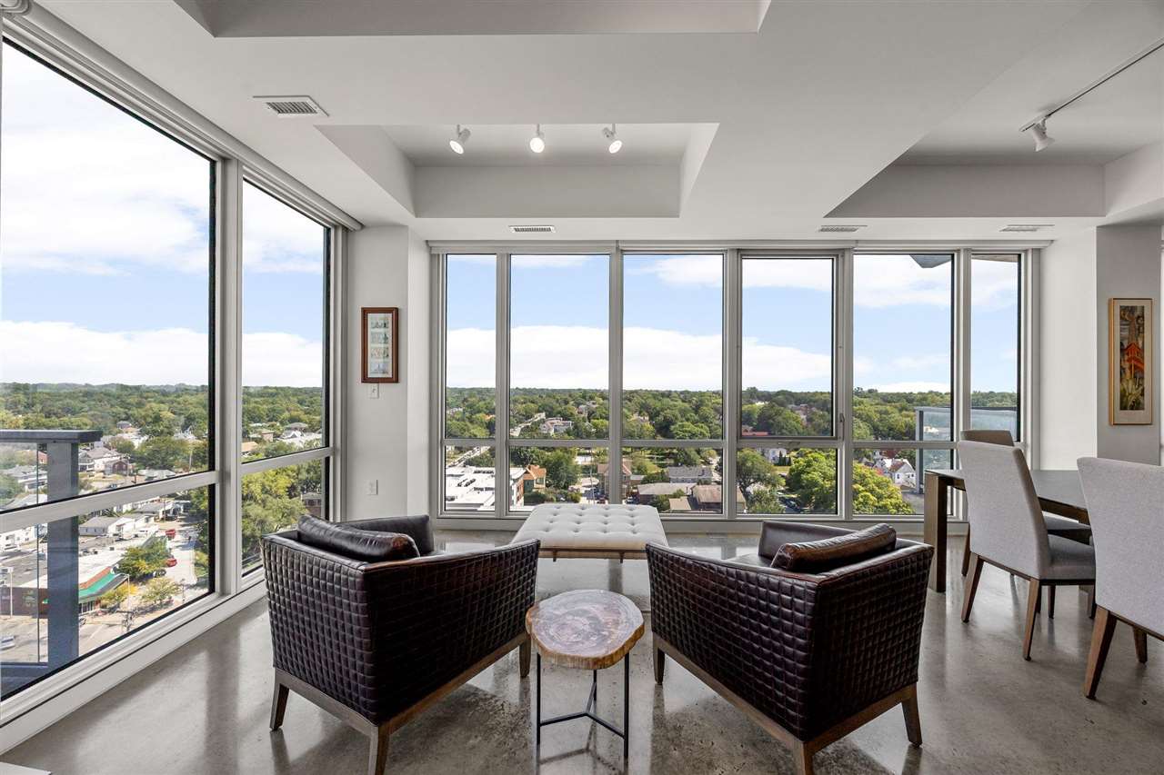 404 E College St Unit: No. 1101 + 1102