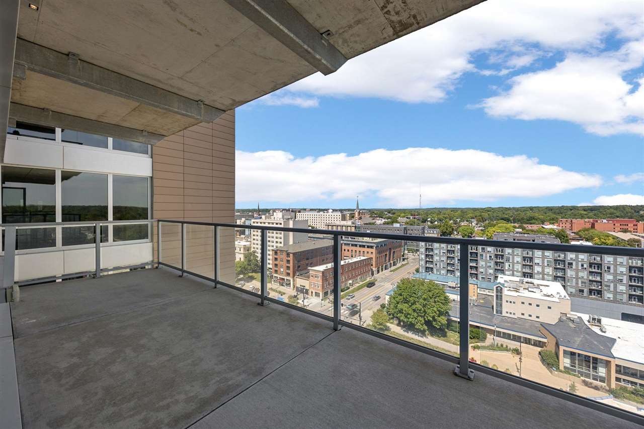 404 E College St Unit: No. 1101 + 1102